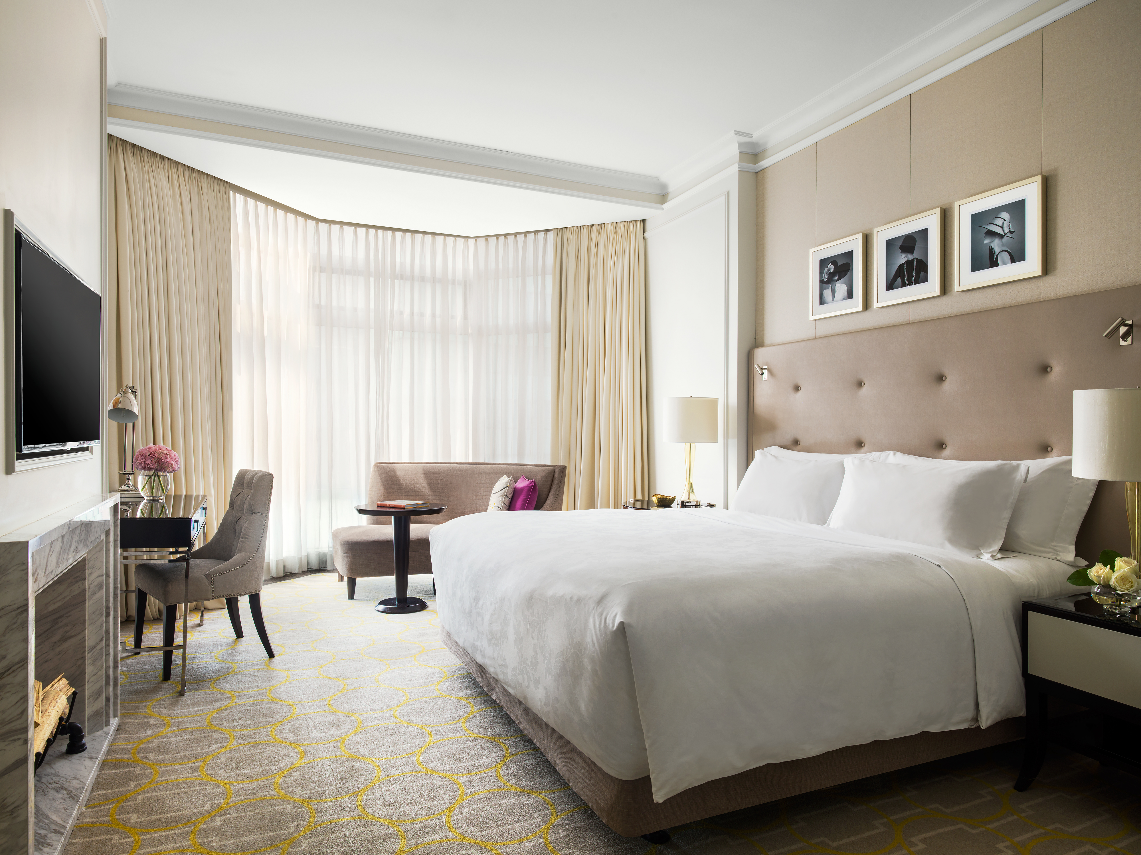 The Langham Hong Kong Deluxe City